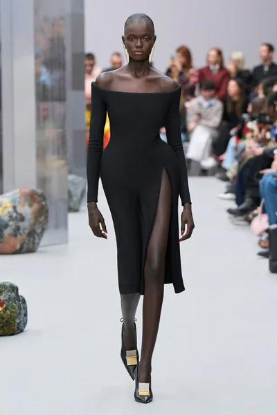 Look 45